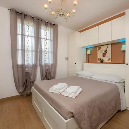 219 - Casa Pestella Casarza, 10 Minuti Di Auto Dal Mare Di Sestri Levante *